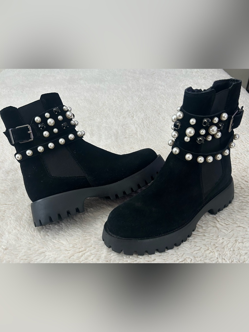 Vaneli Zinnia Black Suede boot faux pearl & crystal studded Size Women’s 6.5 NEW